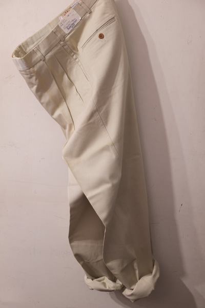 different news : <font size=3>U.S. Vintage<br>Chino Trousers<br 