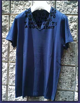 different news : マルタンマルジェラ エイズTシャツ 2010A/W ネイビー×フロッキープリント