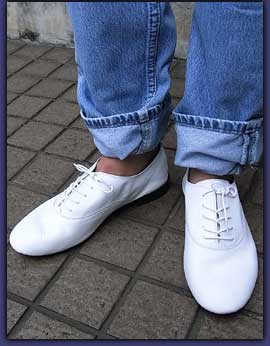 different news : レペット エスプリを感じるシューズ repetto richelieu